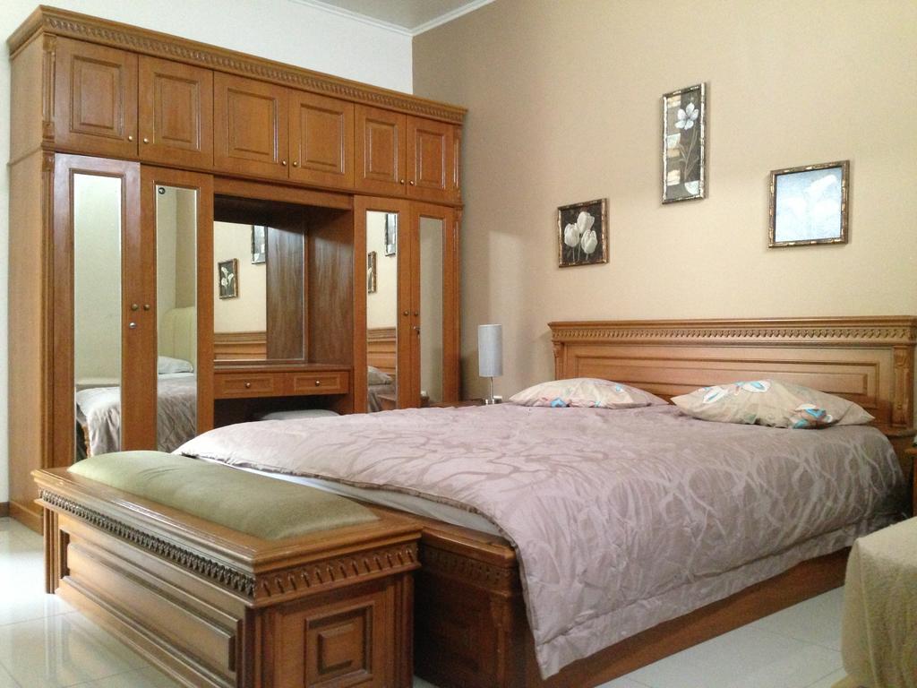 Gondia Guesthouse Giacarta Camera foto