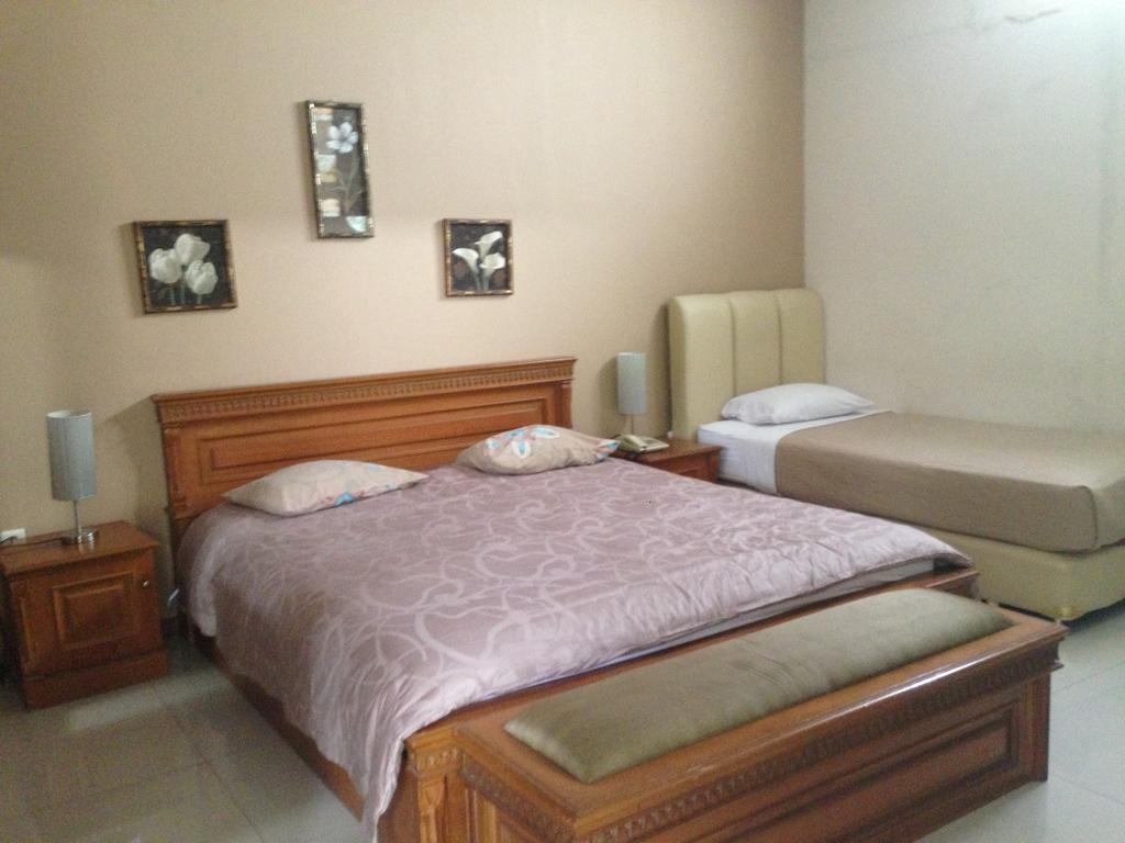 Gondia Guesthouse Giacarta Camera foto