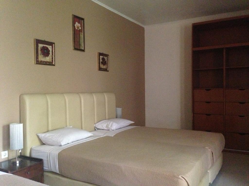 Gondia Guesthouse Giacarta Camera foto