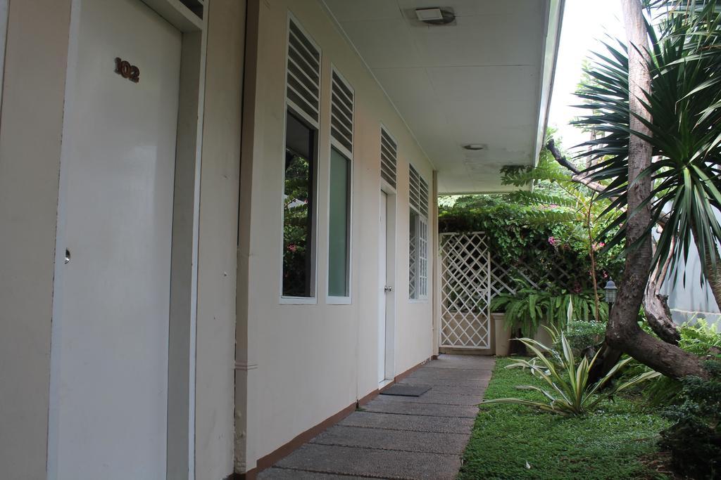 Gondia Guesthouse Giacarta Esterno foto
