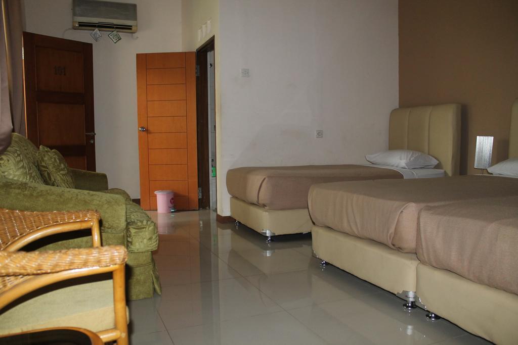 Gondia Guesthouse Giacarta Camera foto