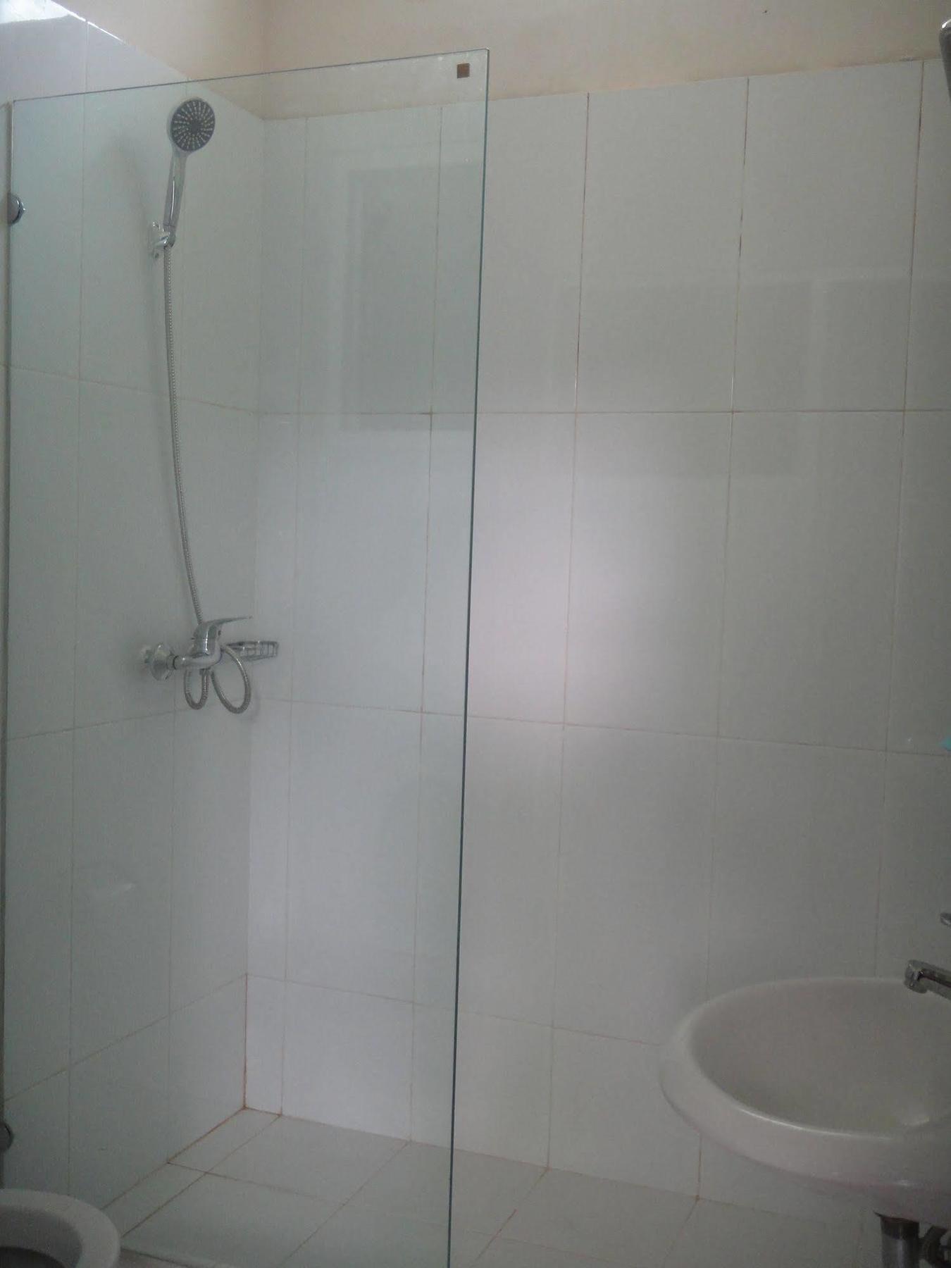 Gondia Guesthouse Giacarta Esterno foto