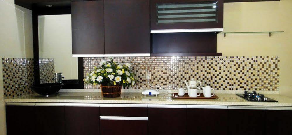 Gondia Guesthouse Giacarta Esterno foto